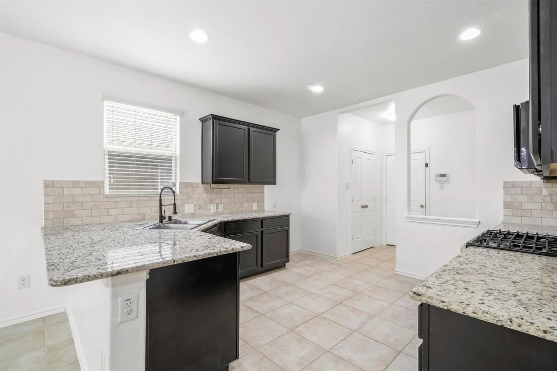Photo of 3611 Sumner Lodge Drive