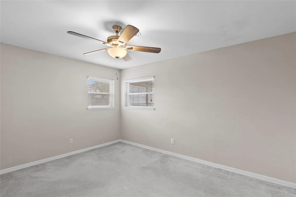Photo of 5419 Saxon Drive