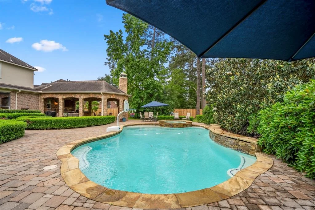 Photo of 102 Manor Lake Estates Drive