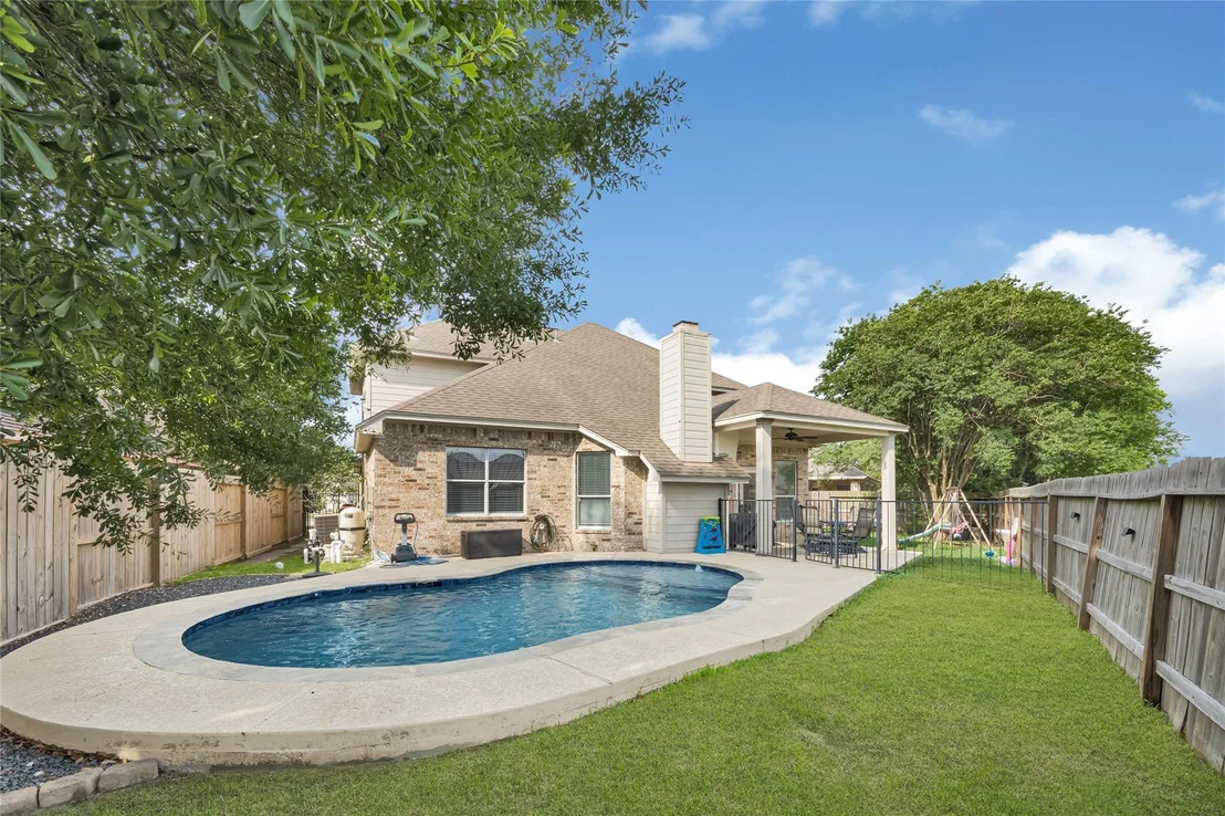 Photo of 4250 Applerock Drive