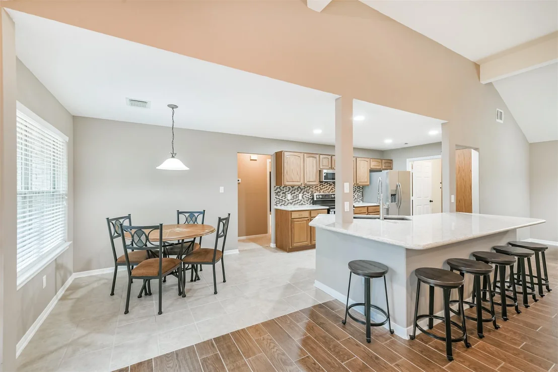 Photo of 10 Twinstone Court