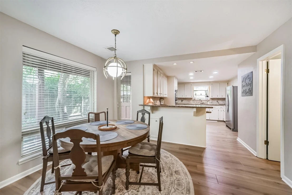 Photo of 7618 Hurst Forest Drive