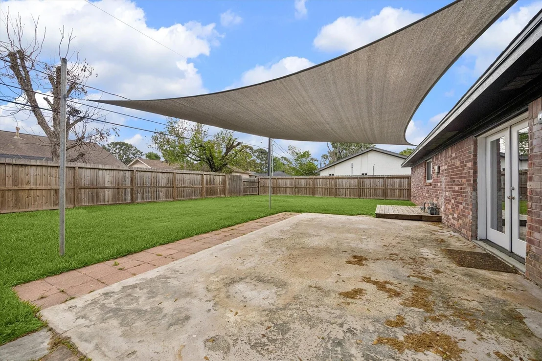 Photo of 6026 Golden Forest Drive