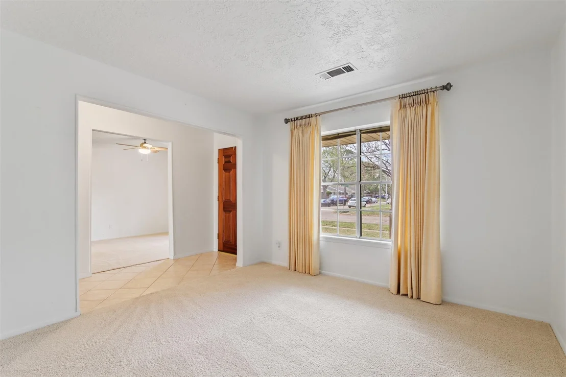Photo of 3302 Morningview Drive
