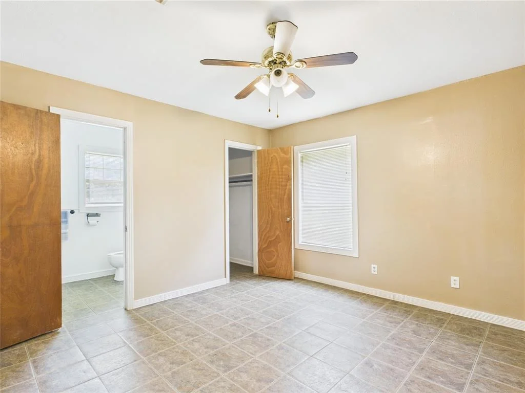 Photo of 812 Merry Lane