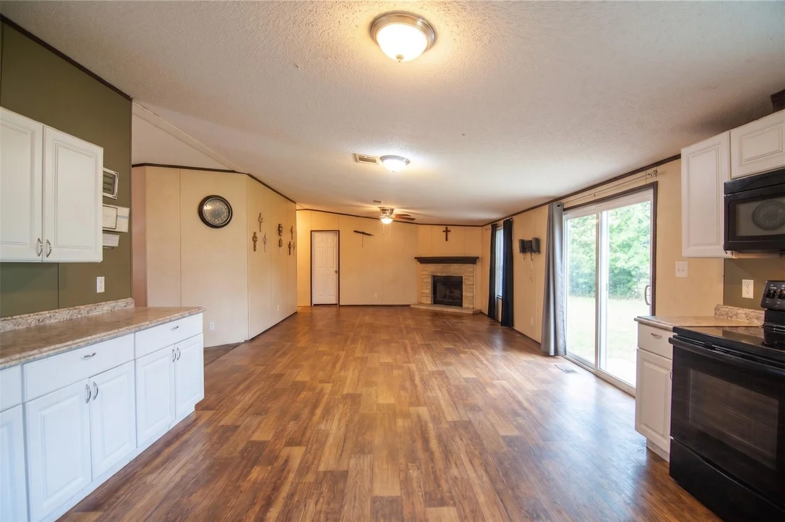 Photo of 8858 County Road 615