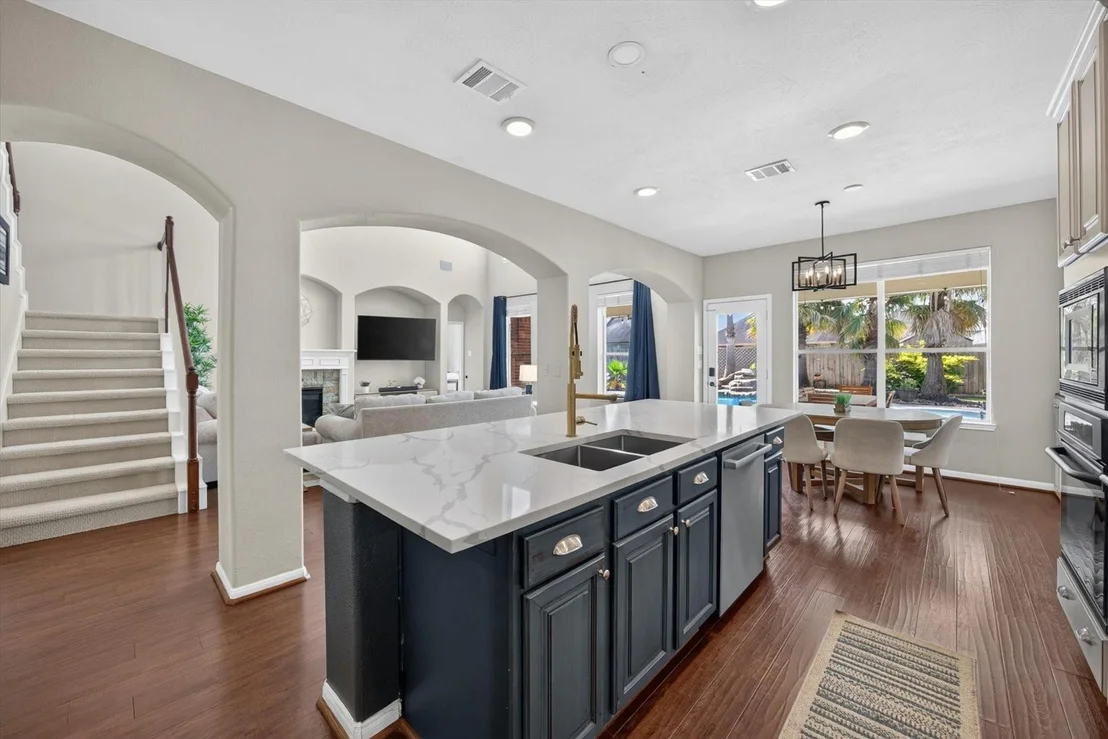 Photo of 9231 Barnsford Lane