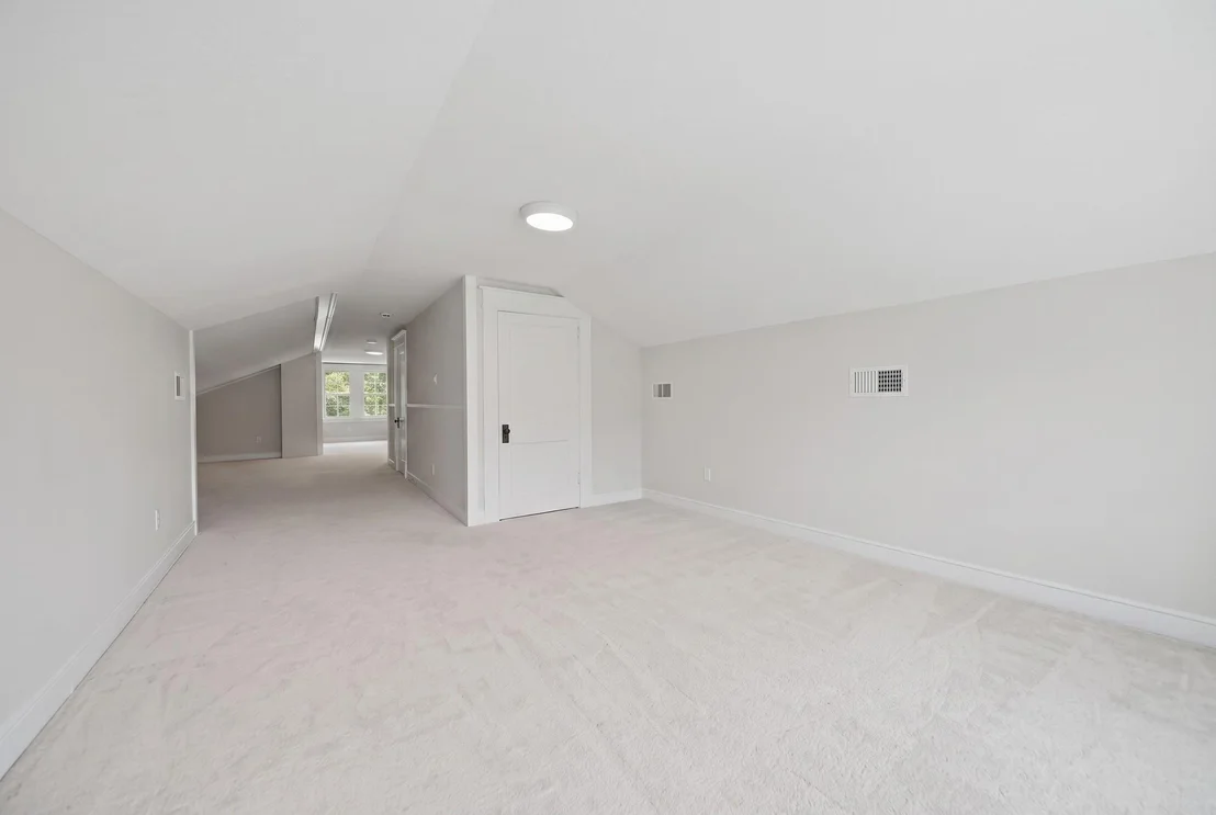 Photo of 405 College Avenue