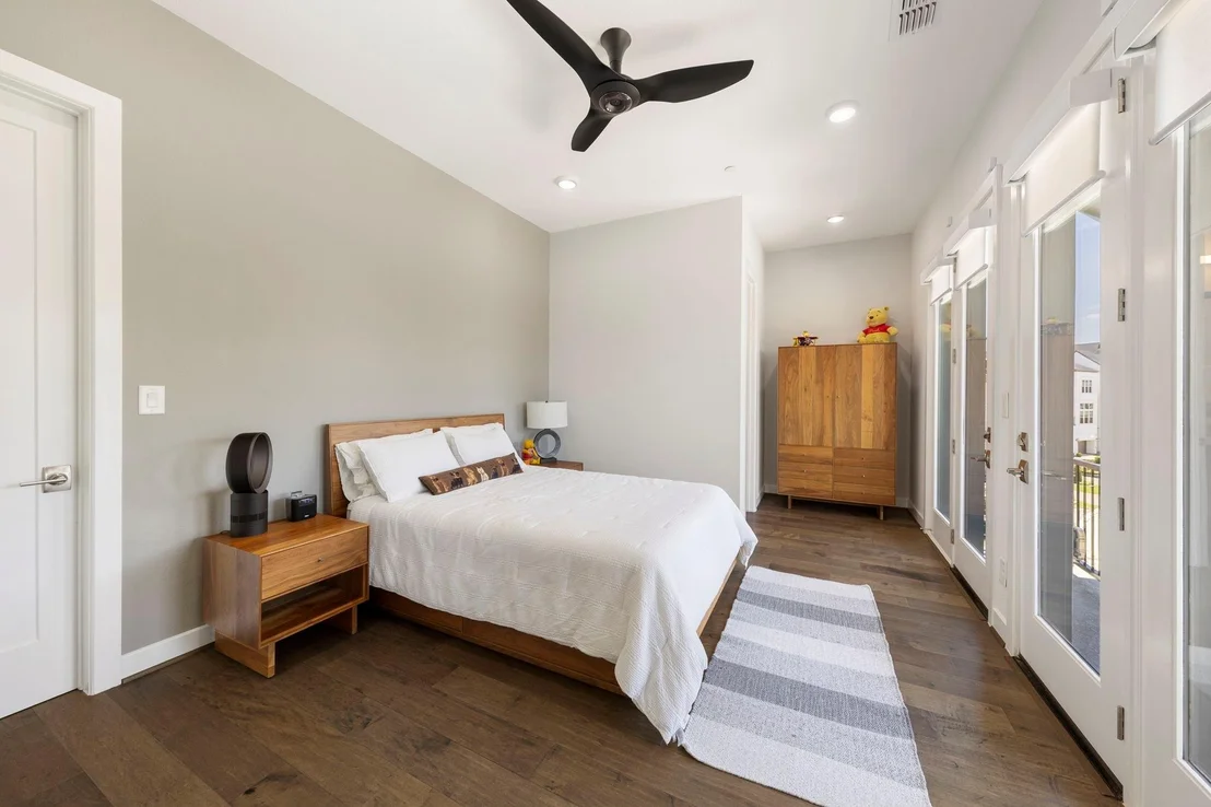 Photo of 111 Vue Point Place