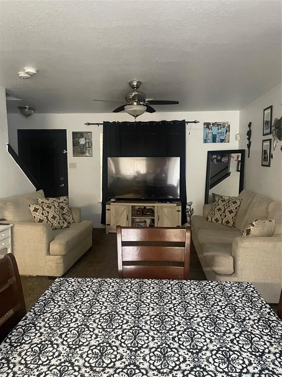 Photo of 2129 Whittier Drive