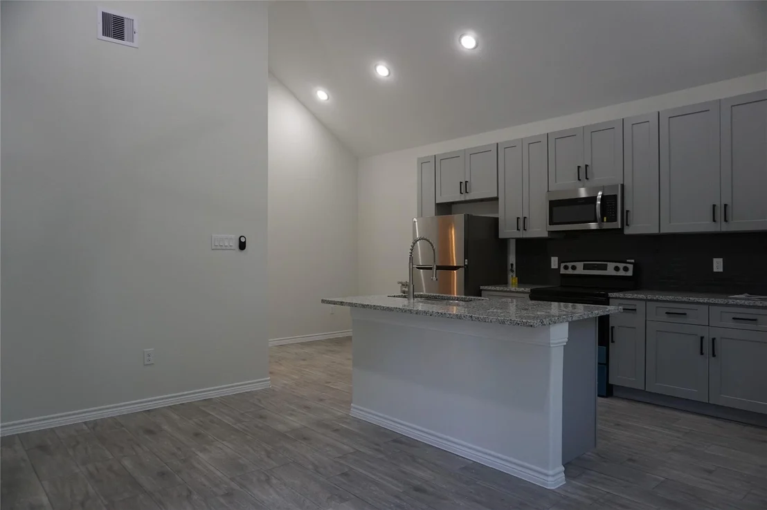 Photo of 10002 Calendar Street