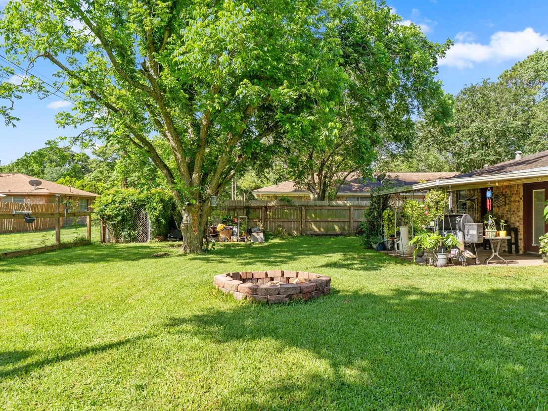 Photo of 30 Live Oak St