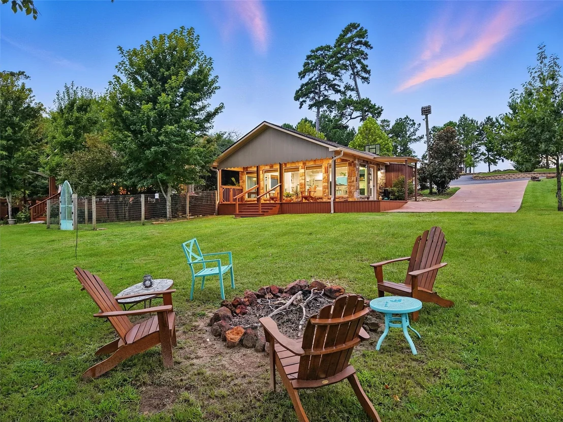 Photo of 179 Springlake Drive