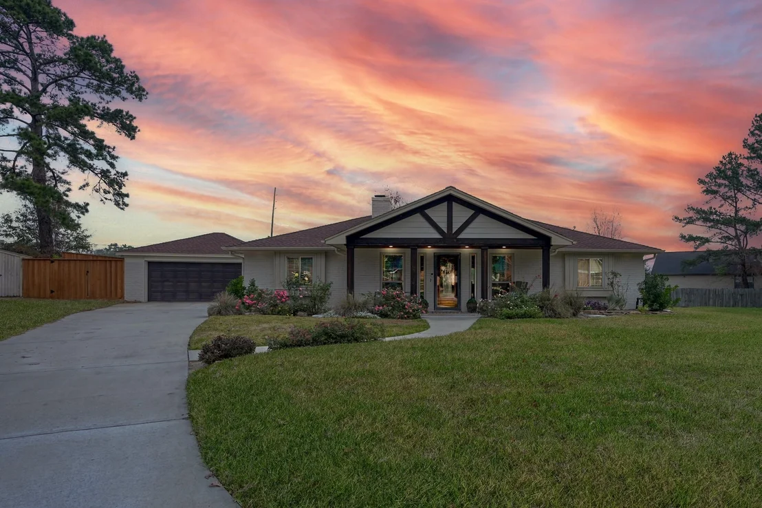 Photo of 8 Cambridge Circle