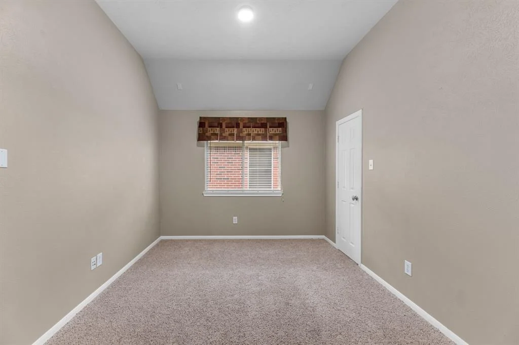 Photo of 15806 Spring Trail