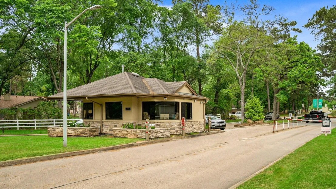 Photo of 103 Cove Place