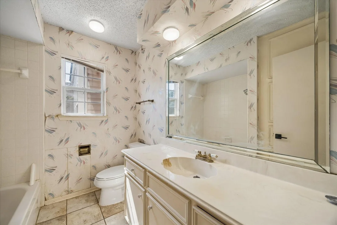 Photo of 4226 Willow Beach Drive