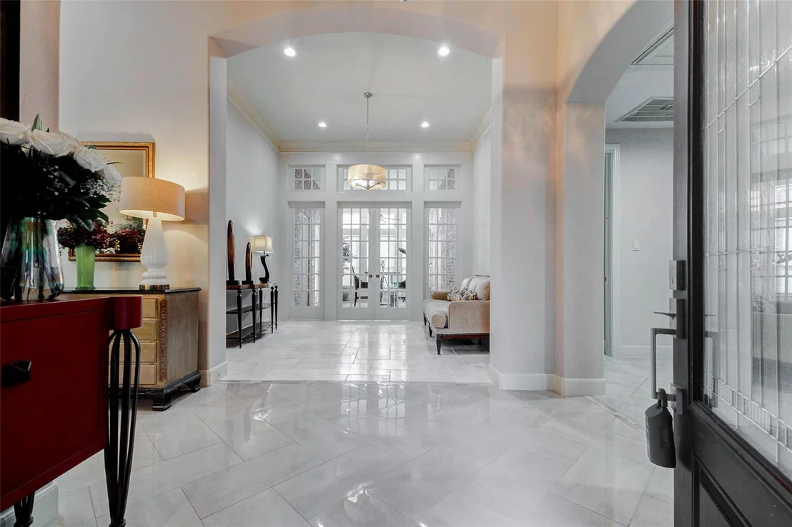 Photo of 1110 Lake Grayson Drive