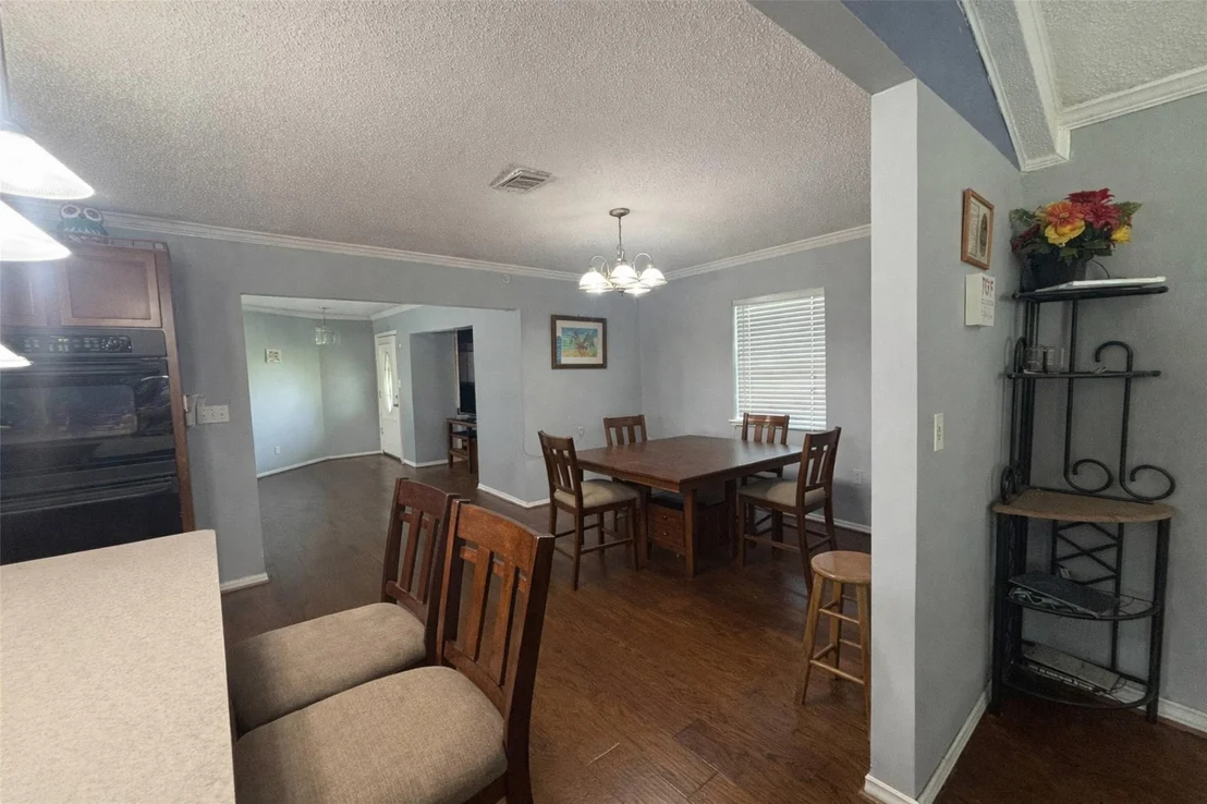 Photo of 7490 Highway 146 N