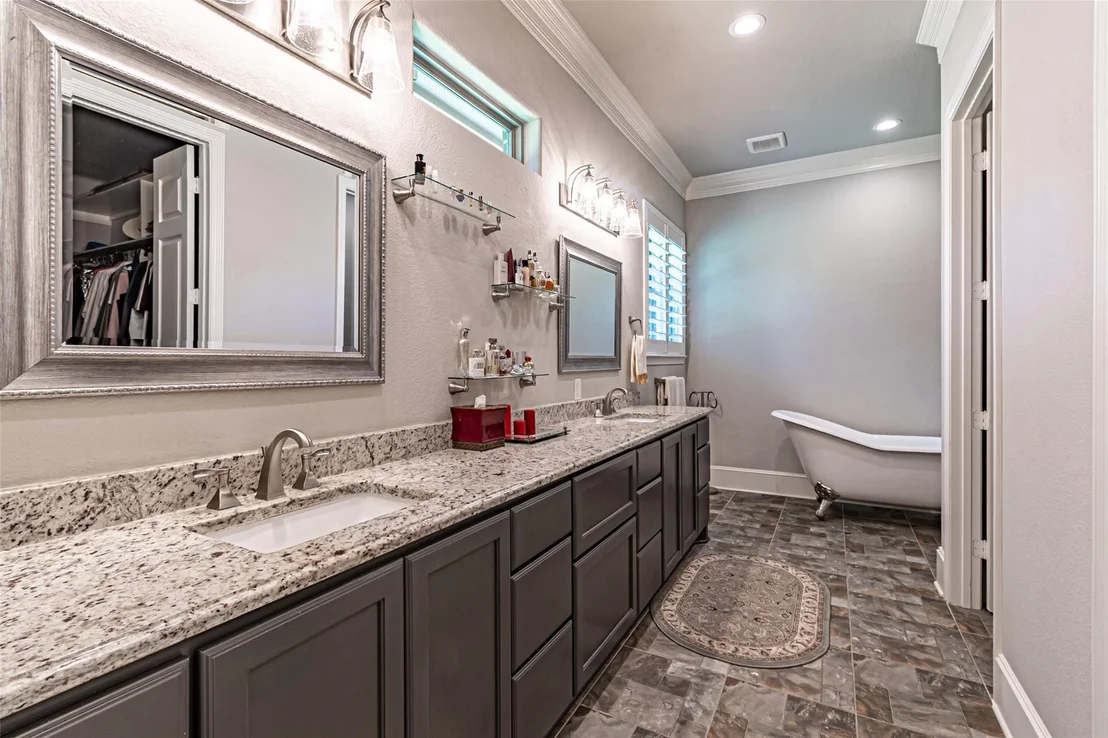 Photo of 8970 Navigation Circle