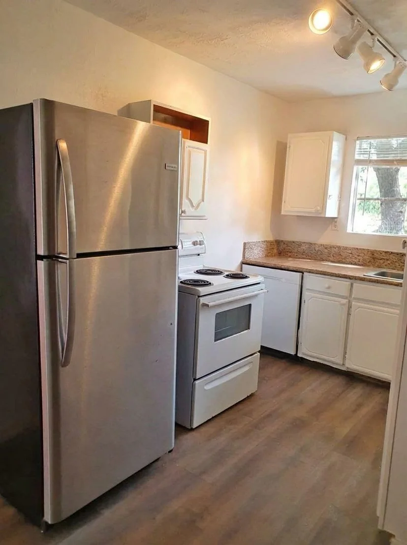 Photo of 1272 Pecan Street