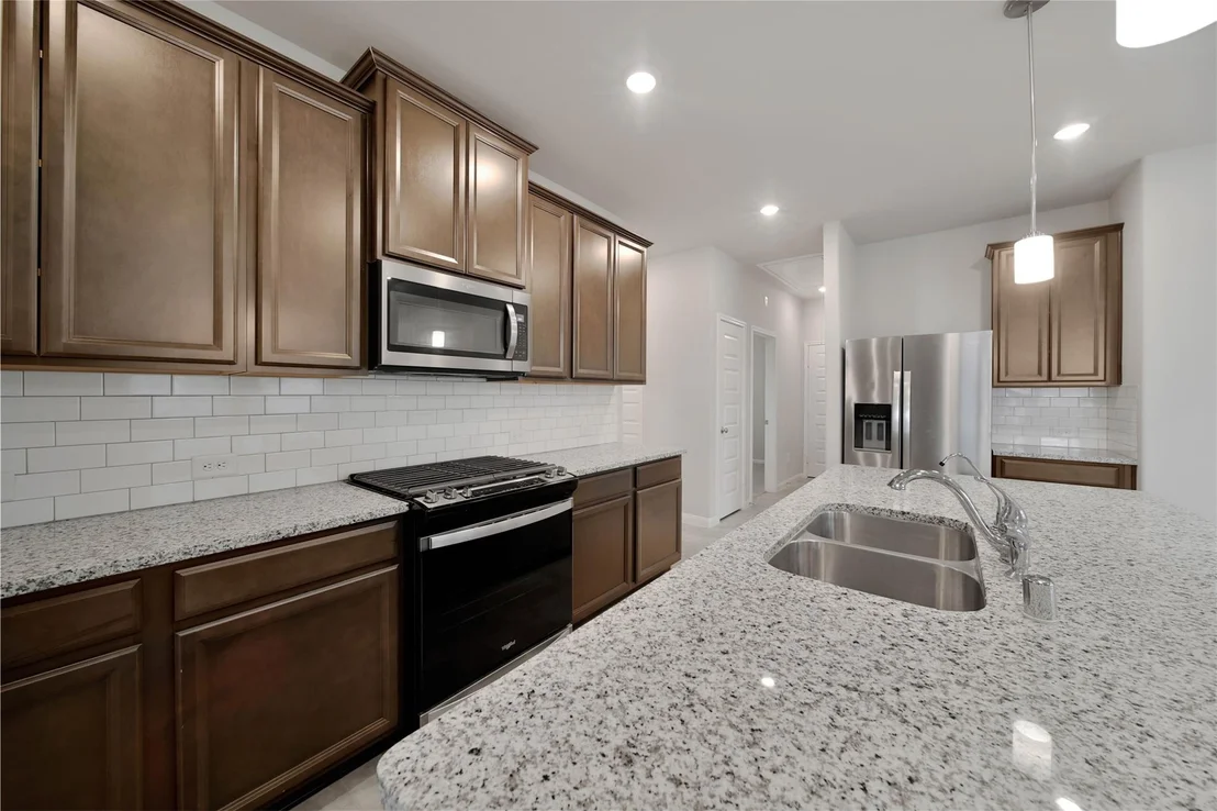 Photo of 7080 Silverleaf Oak Street
