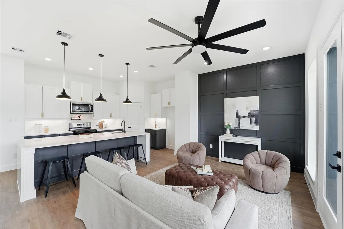 Photo of 3612 Bastrop Street