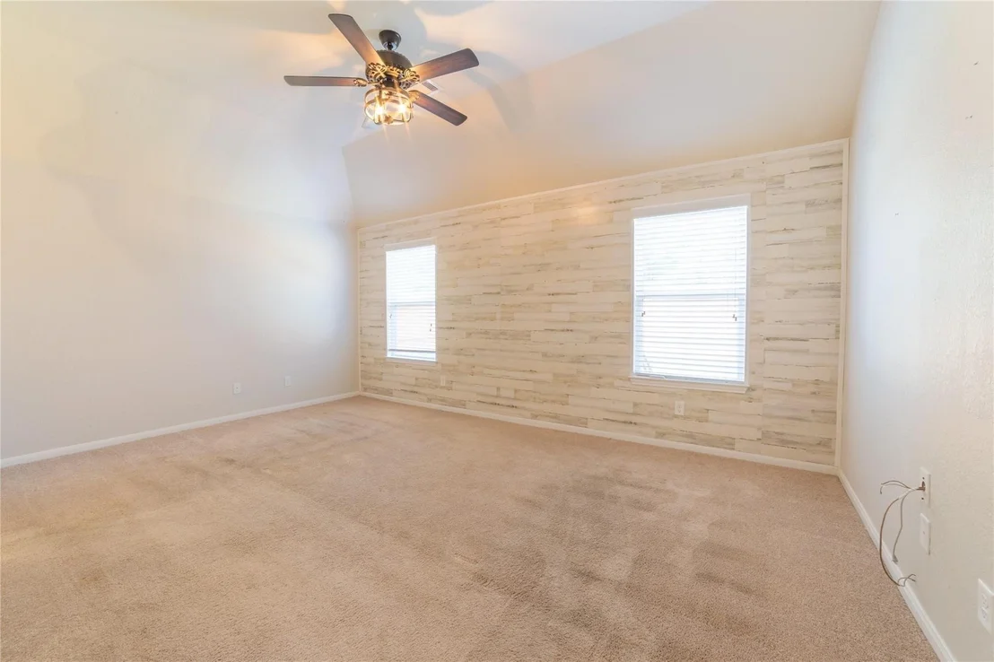 Photo of 10510 Chestnut Path Way