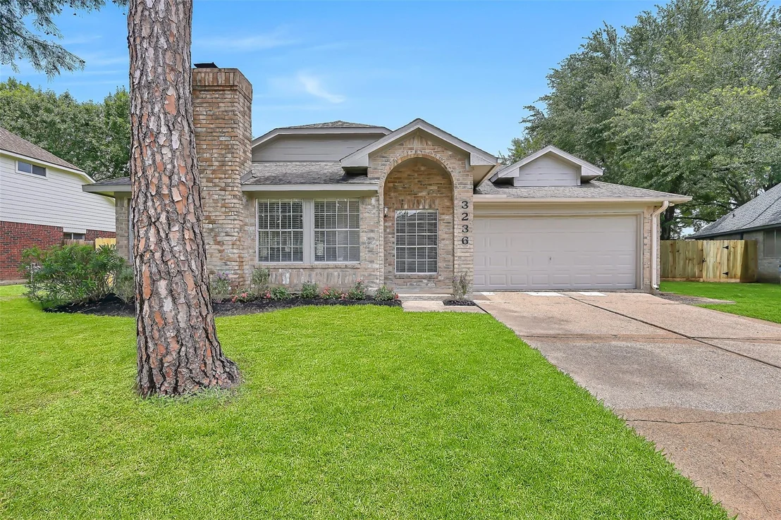 Photo of 3236 Lee Circle