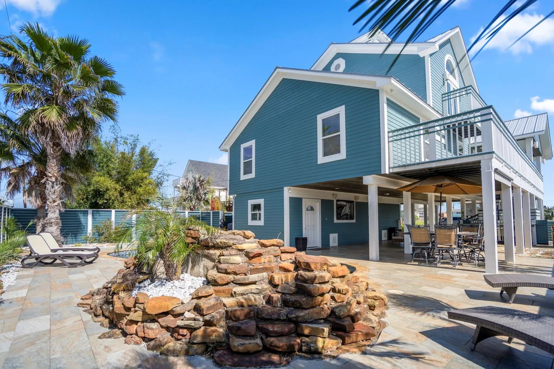 Photo of 16544 John Silver Road