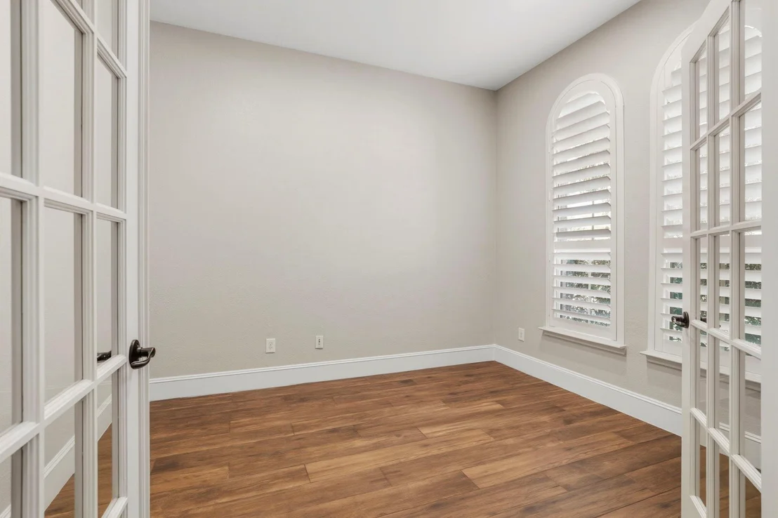 Photo of 155 W Wading Pond Circle