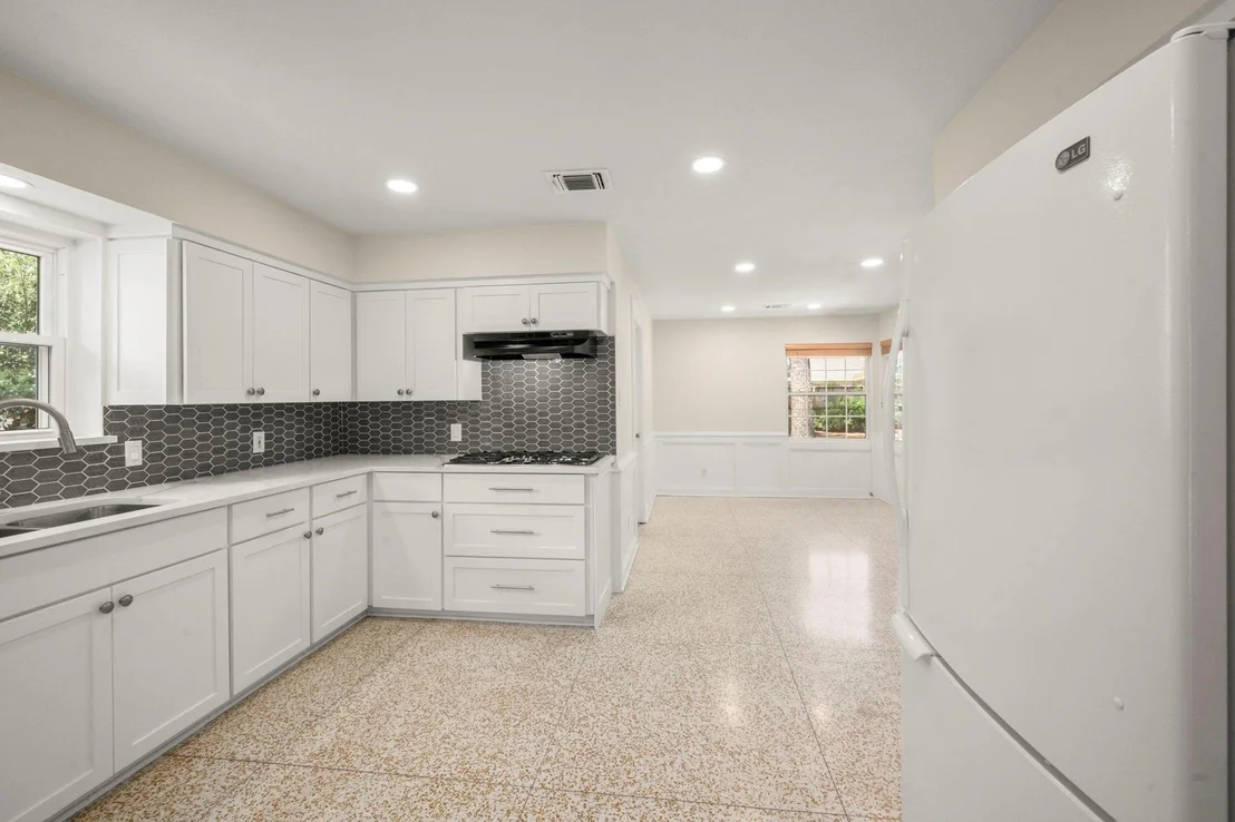 Photo of 518 Magic Oaks Drive