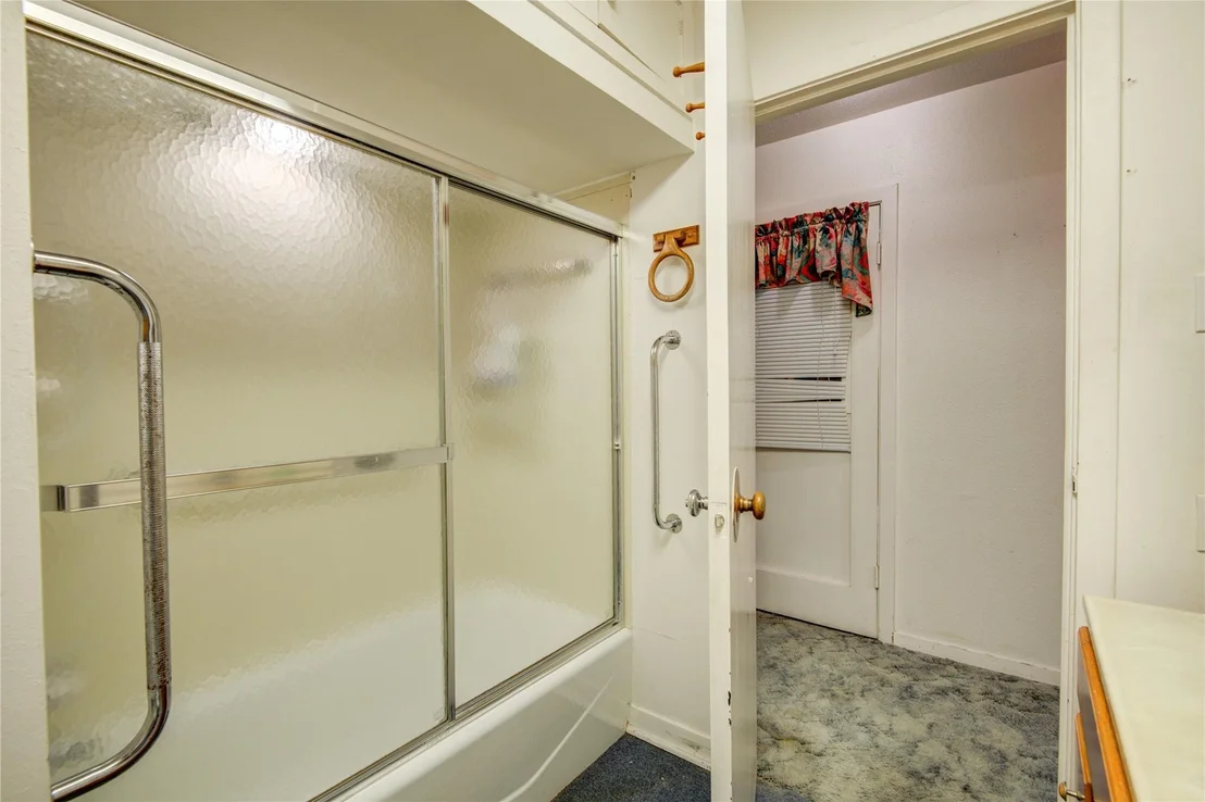 Photo of 1414 W 9th Street
