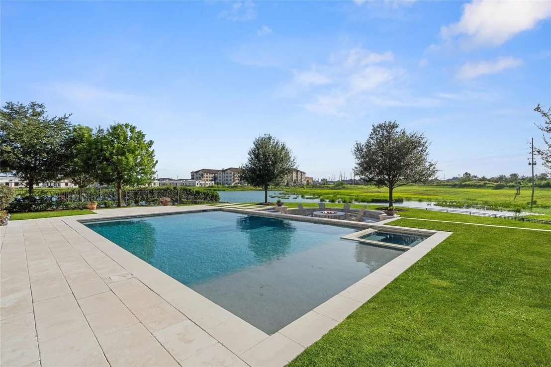 Photo of 6 Enclave Manor Drive
