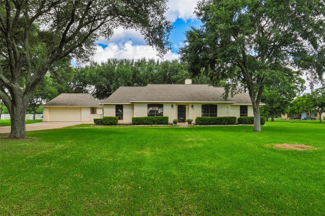 Photo of 8485 Moravian Drive