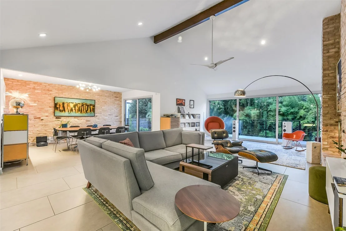 Photo of 5206 Contour Place