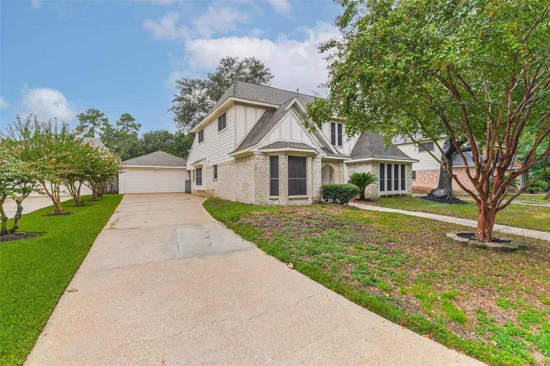 Photo of 6718 Gentle Bend Drive