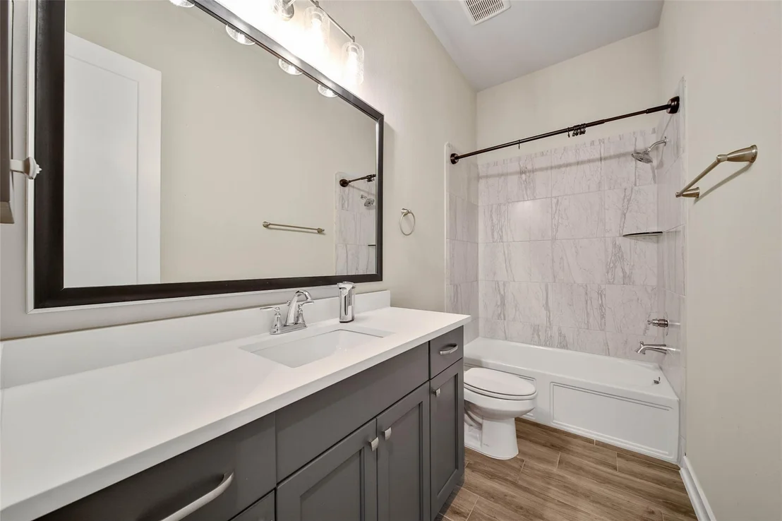 Photo of 10235 Bayou Oaks Drive