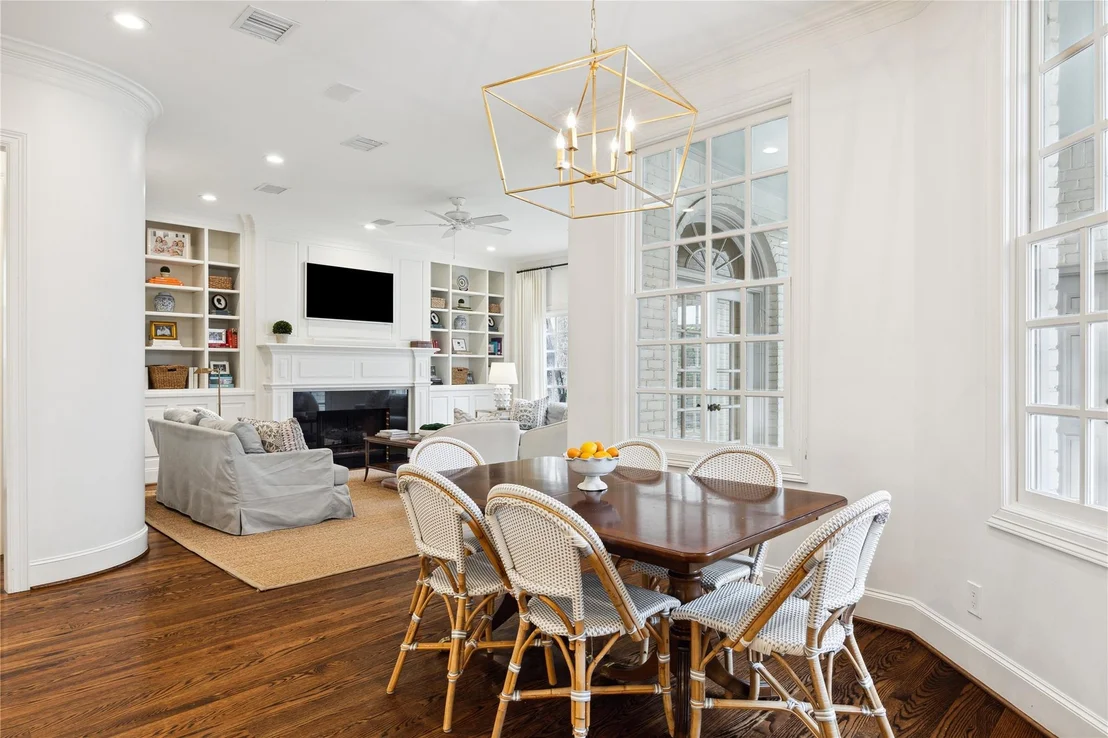 Photo of 2409 Dickey Place