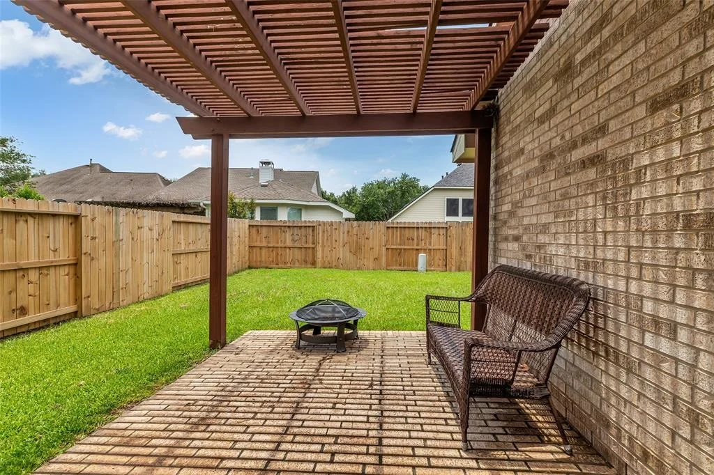 Photo of 315 Riverway Bluff Lane