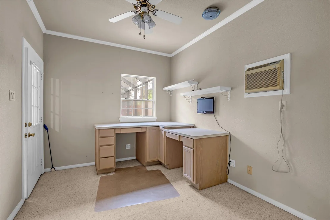 Photo of 3931 Bolivia Drive