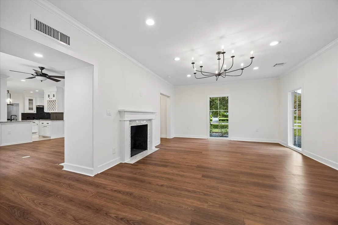 Photo of 3071 Locke Lane