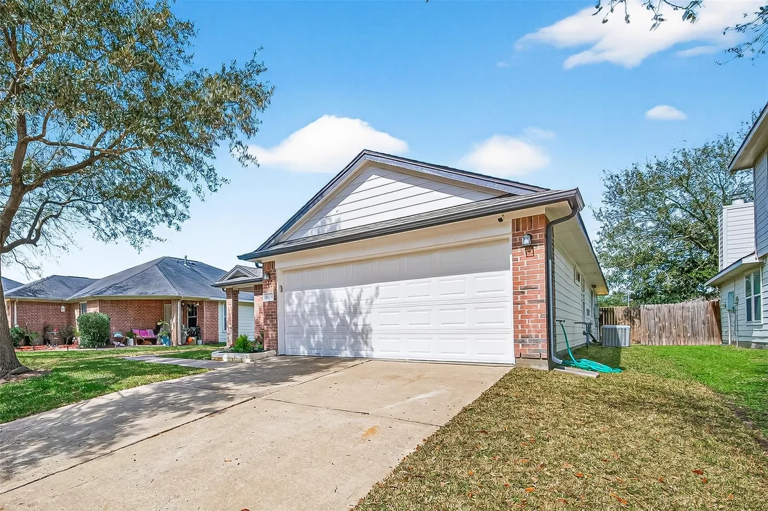 Photo of 19734 Brisbane Meadows Drive