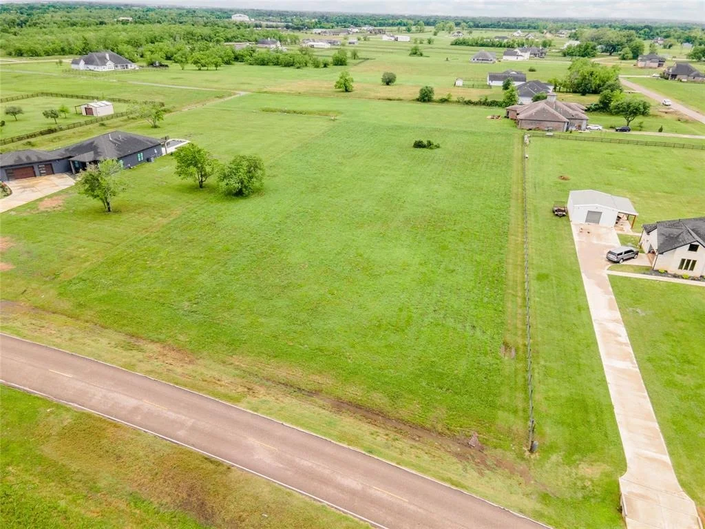 Photo of 22110 Chenango Lake Drive