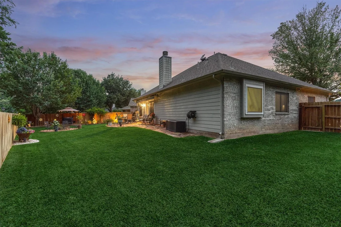 Photo of 2203 Nicholas Crossing