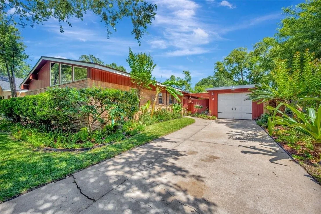 Photo of 3 Maple Lane