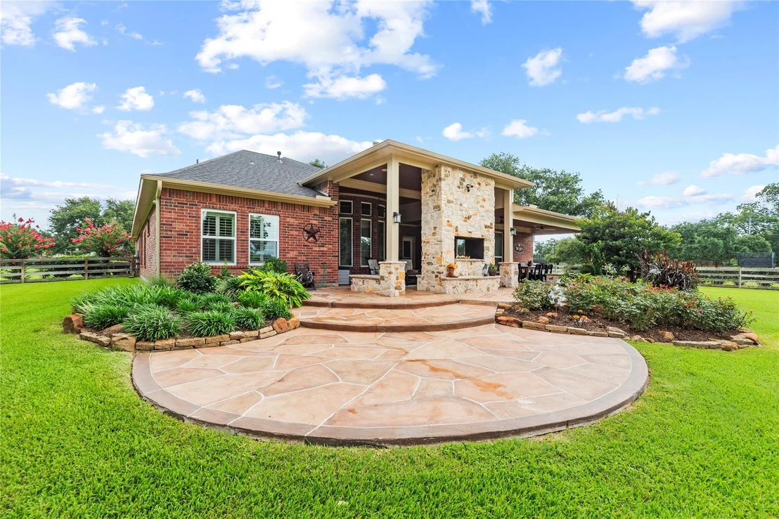 Photo of 32707 Westminster Drive