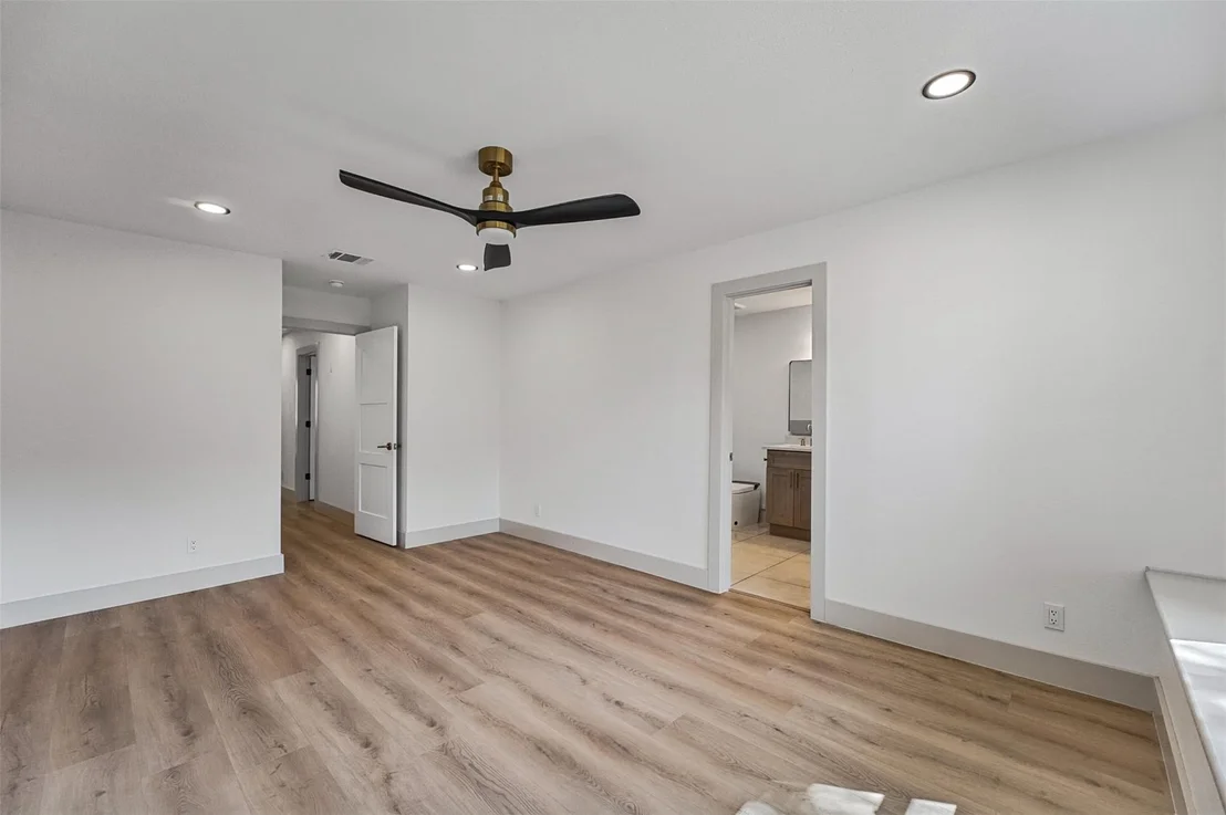 Photo of 2807 Shadowdale Drive