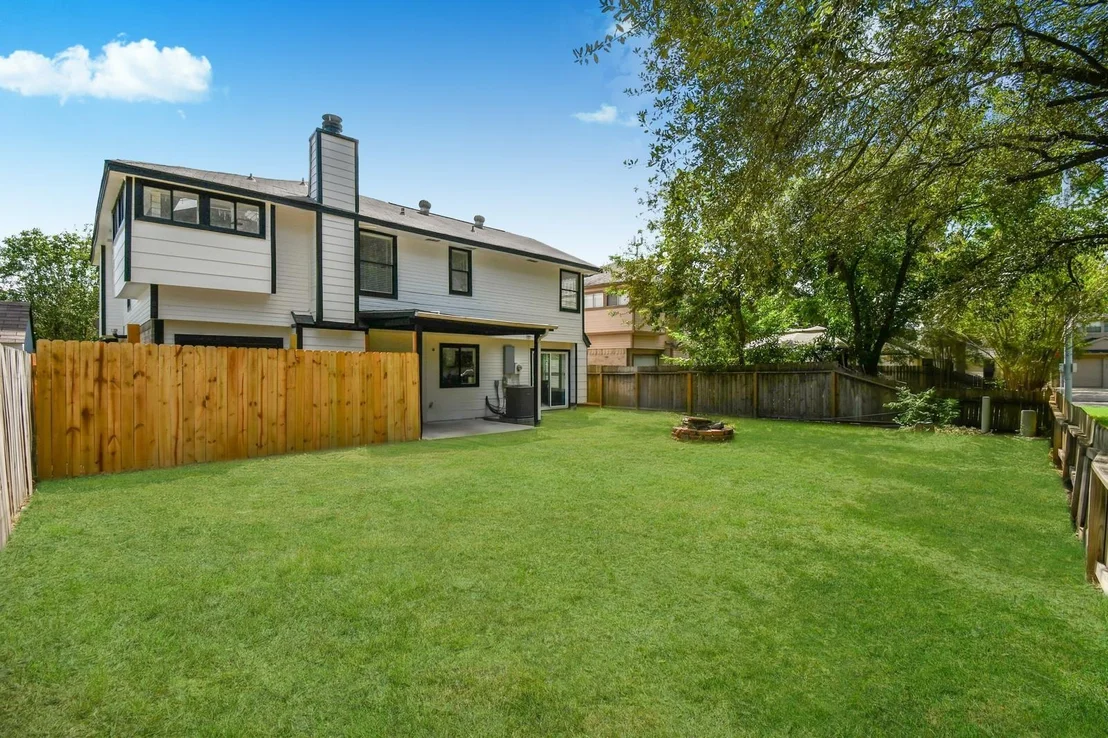 Photo of 19618 Coppervine Lane