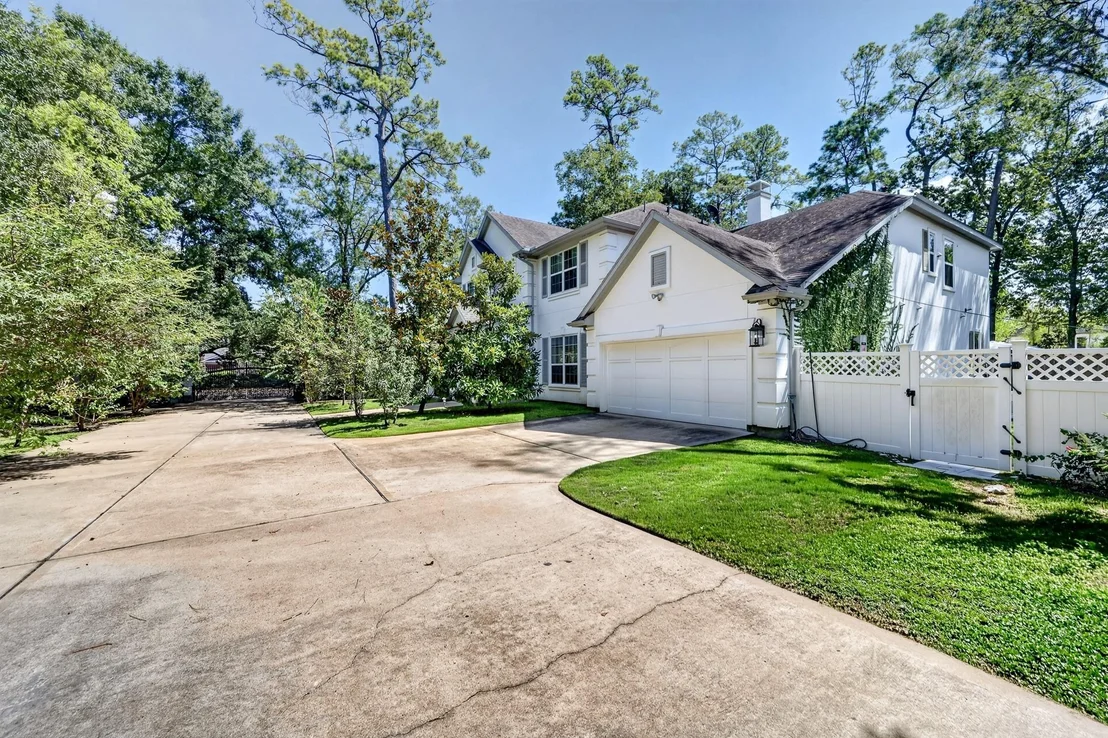 Photo of 335 Voss Road